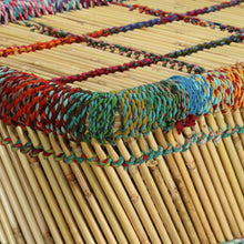 Afbeelding in Gallery-weergave laden, Salontafel met chindi details bamboe meerkleurig

