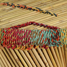 Afbeelding in Gallery-weergave laden, Salontafel achthoekig met chindi details bamboe meerkleurig
